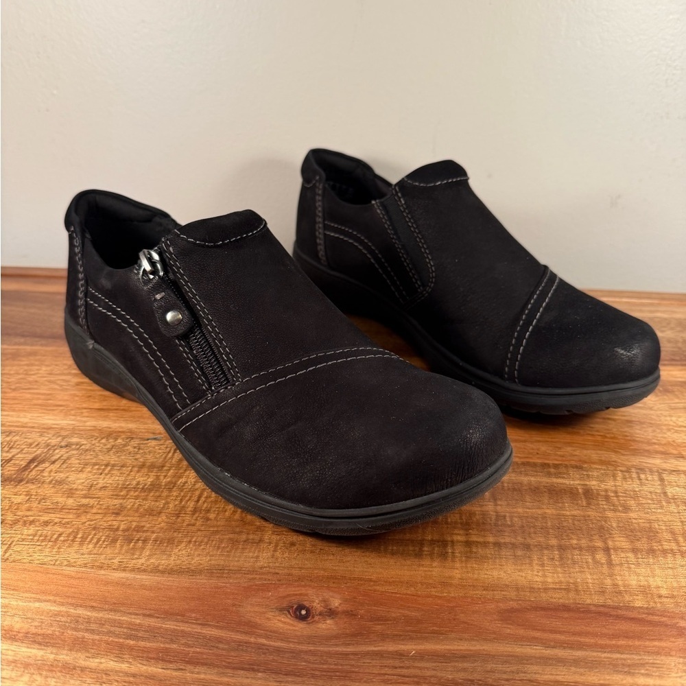Clarks Black Leather Carleigh Ray Leather Slip-ons Size 7